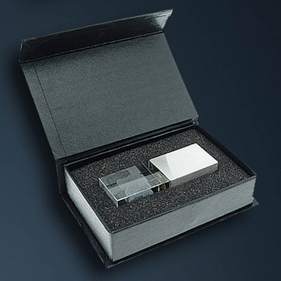 Verpackung mit Magnetverschluss, geeignet für USB-Sticks - Ab 1,11 €