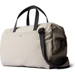 Bellroy Lite Duffel, beige