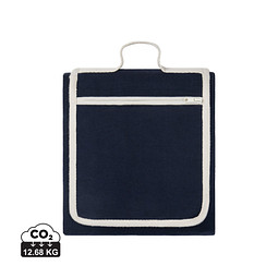 VINGA Volonne AWARE™ Picknickdecke aus recyceltem Canvas, navy blau, off white