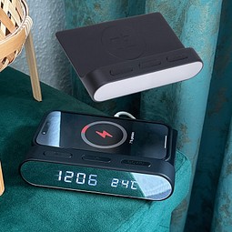 Wecker und Wireless charger Adelaine,schwarz